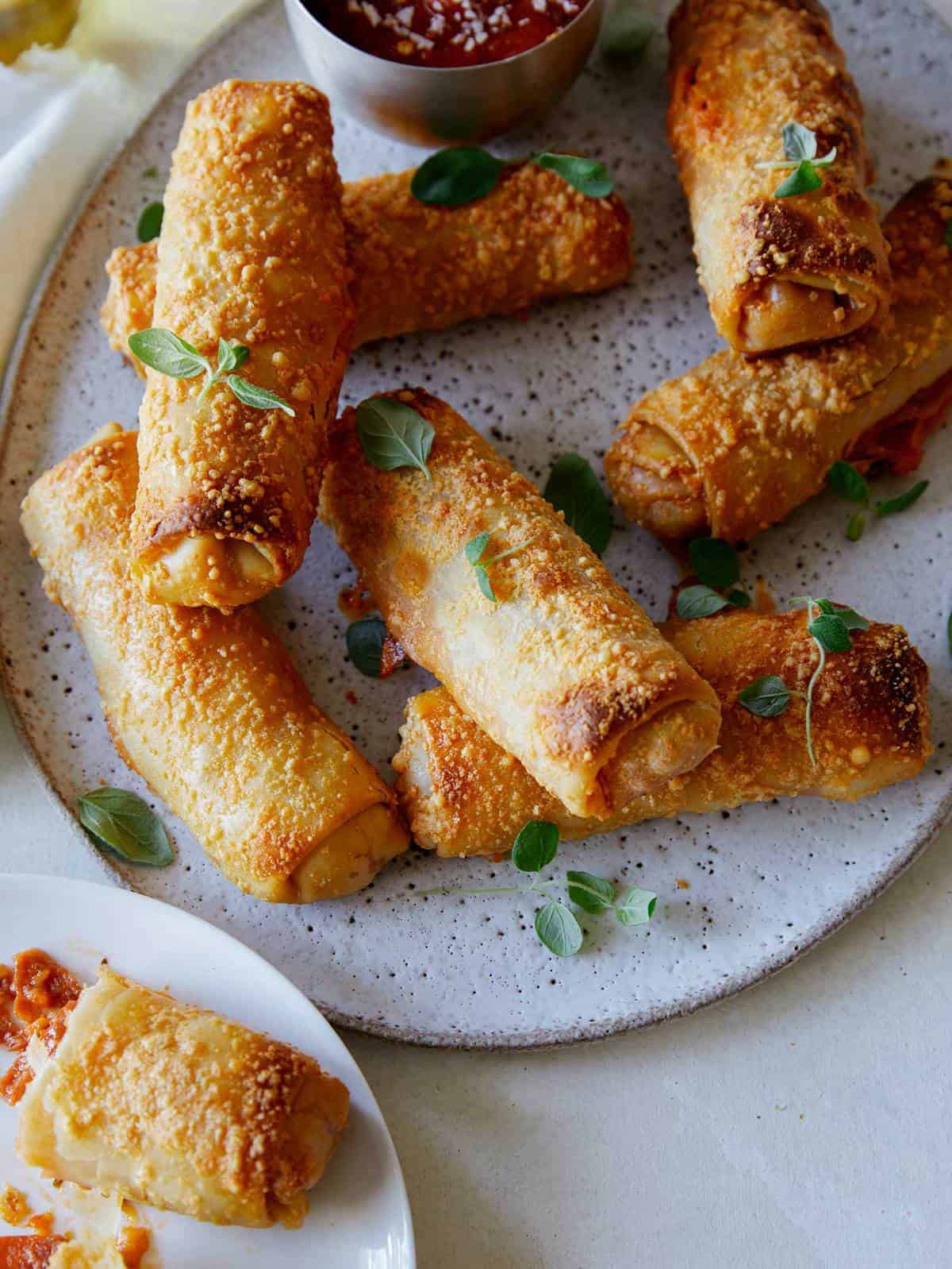 Gourmet Pizza Egg Rolls